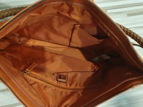 Kabelka carpisa, carpisa