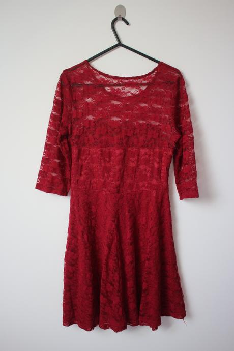 Čipkované šaty, s