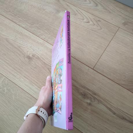 Kniha zo série o zuzanke, obsahuje 3 príbehy,