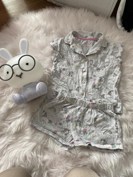 Dvojdielne pyzamko s jednorožcami, 104