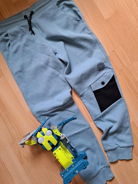 Nove teplaky kvalitné f&f, f&f,146 / 152