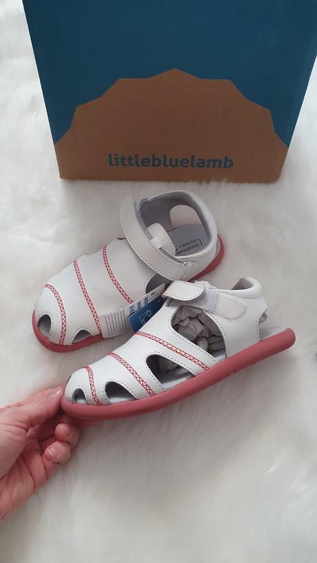 Nové barefoot sandalky litrle blue lamb, little blue lamb,30