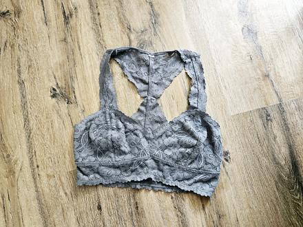 Cipkovana podprsenka, 70b