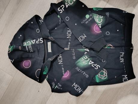 Mikina reserved, reserved,134