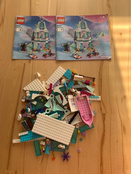 Lego disney - elzin trblietavý ľadový palác, 