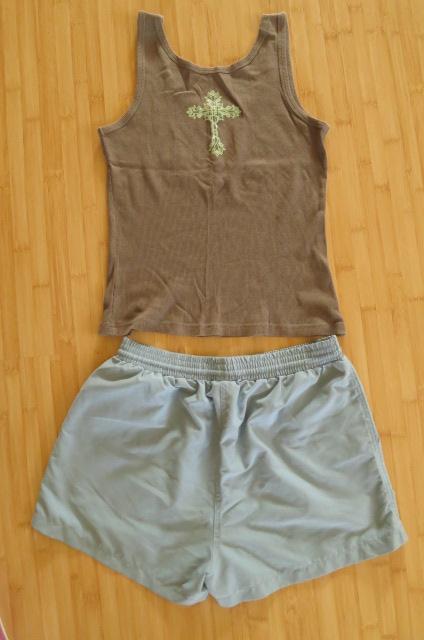 Tričko a kraťasy, 36