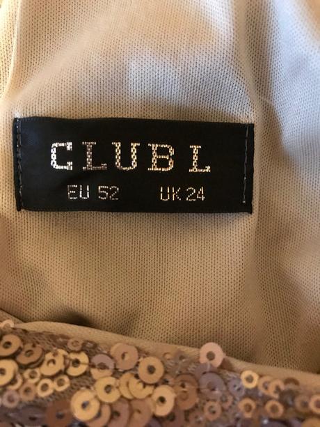 Spoločenské šaty, na ples, 52