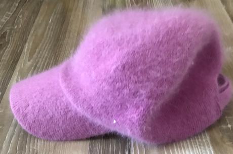 Chlpatá teddy šiltovka, 