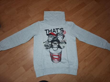 Dievčenska mikina, chapter young,146