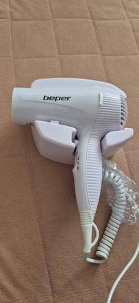 Závesný fén beper,