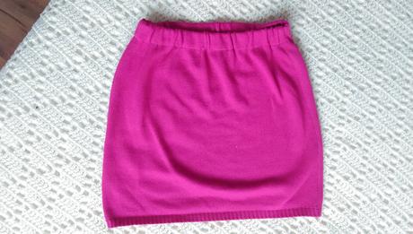 Teplá suknička, 146