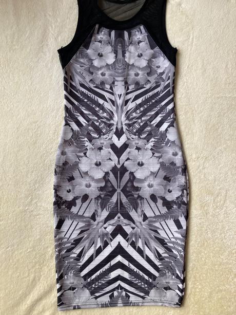 Letné šaty guess, guess,xs