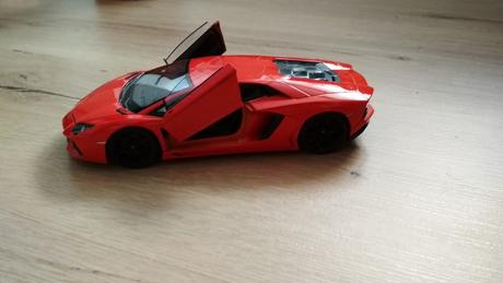 Lamborgini, 