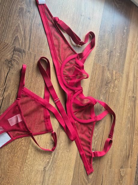 Bordový set podprsenka a tangá, l