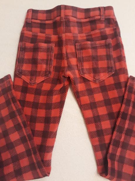 Leginy na sposob nohavic, benetton,134