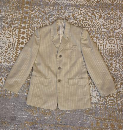 Krasne chlapcenske sako, 140