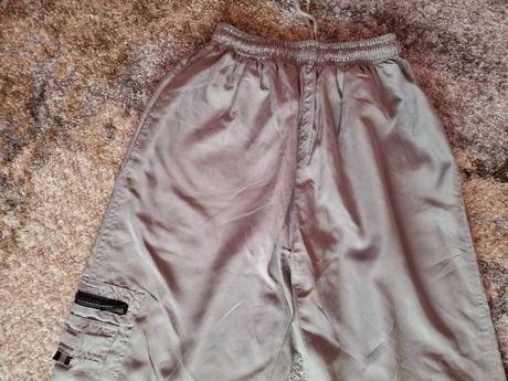 Športové nohavice, 146