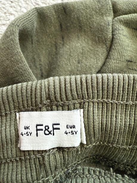 Teplakova suprava, reserved,110