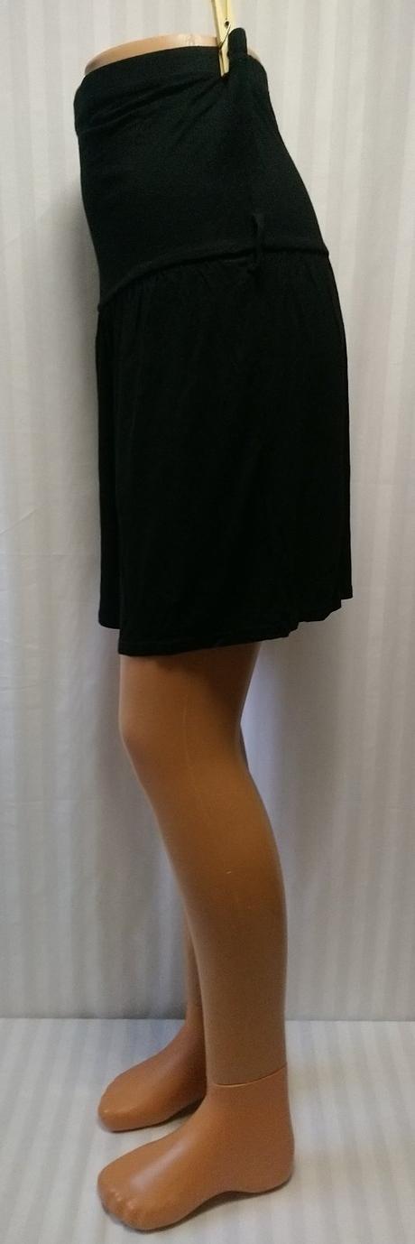 Dámske čierne elastické kraťasy, prettylittlething, m