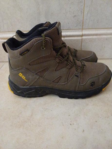 Športove topanky, jack wolfskin,39