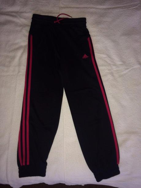 Tepláčky na 5-6 rokov, 6 eur, adidas,116