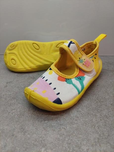 Topánky k vode veľ. 26, 26