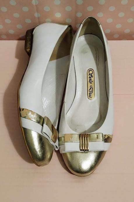 Zničené kožené topánky, 37