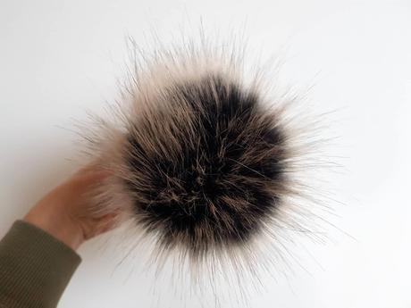 Kožušinový brmbolec č. 18, 