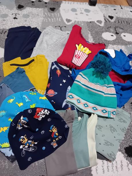 Balík oblečenia, 104–116