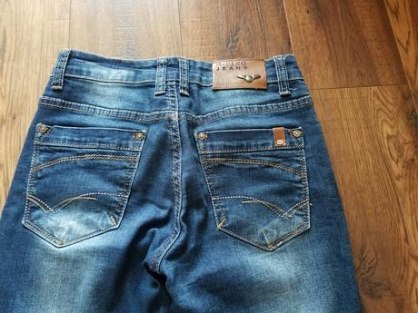 Rifle s darčekom, 152