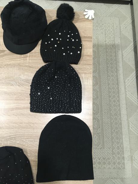 Šatky a ciapky, 