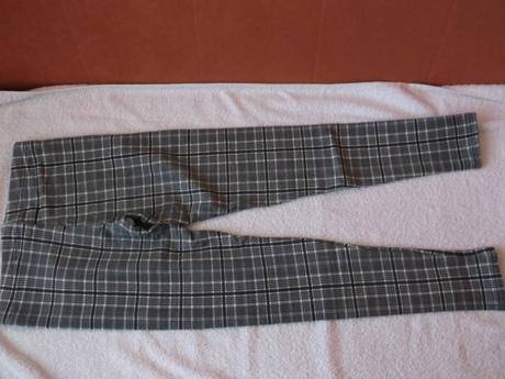 Dievčenské kárované elastické nohavice, 146