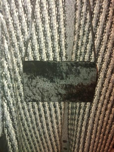 Zamatová kabelka na večierok, 