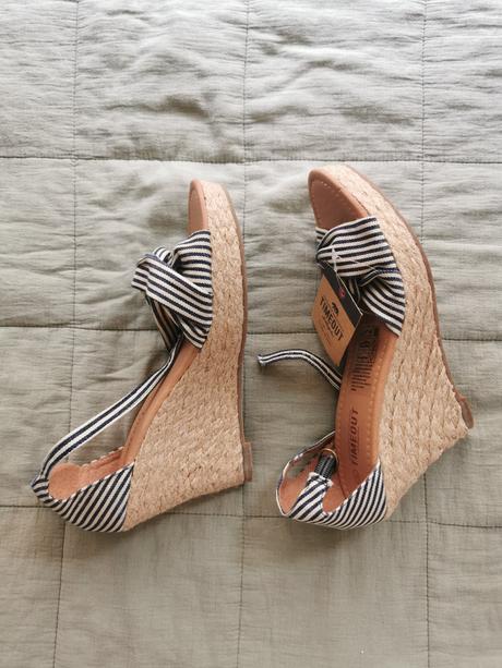 Sandalky, nenosene timeout, lee cooper,38