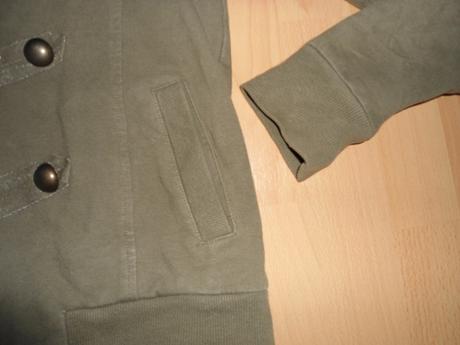 Zelena mikina, gate,m