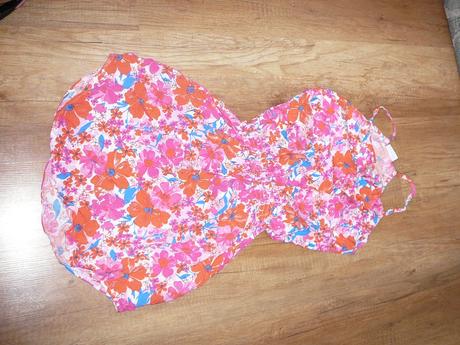 Dievcenske saty, next,158