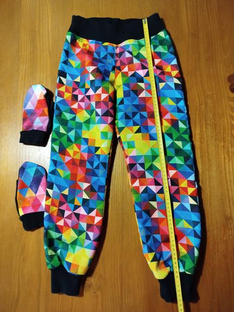 Softshellové nohavice s barančekom a rukavicami, 128