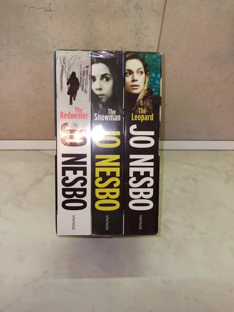 Jo nesbo triple pack,
