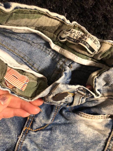 Rifle  a  nohavice, piazza italia,68