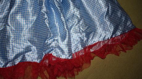 Kostym pre dorotku od george,