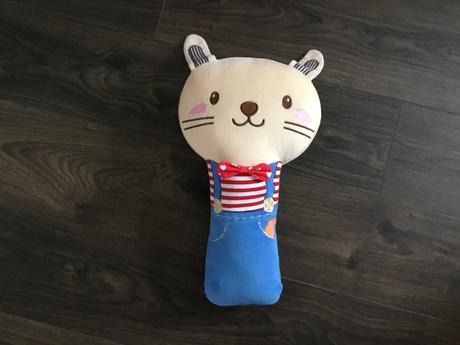 Vankúš na pásy v autosedačke, 