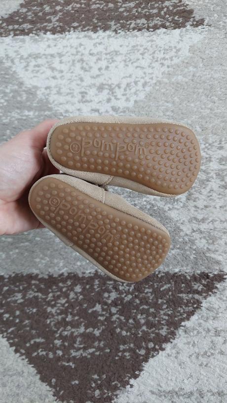 Barefoot capačky, 21