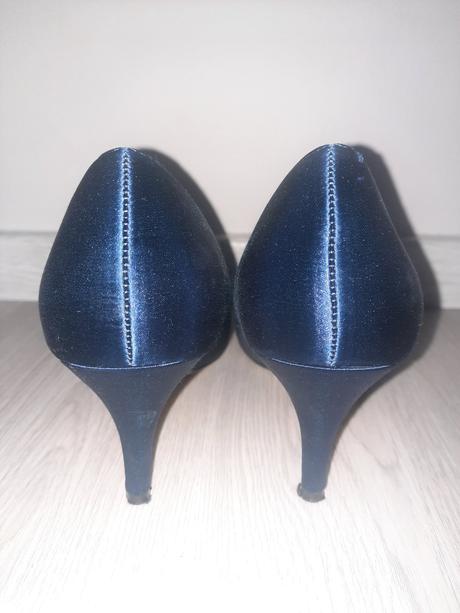 Spoločenské lodičky (vd 24,5 cm), 38