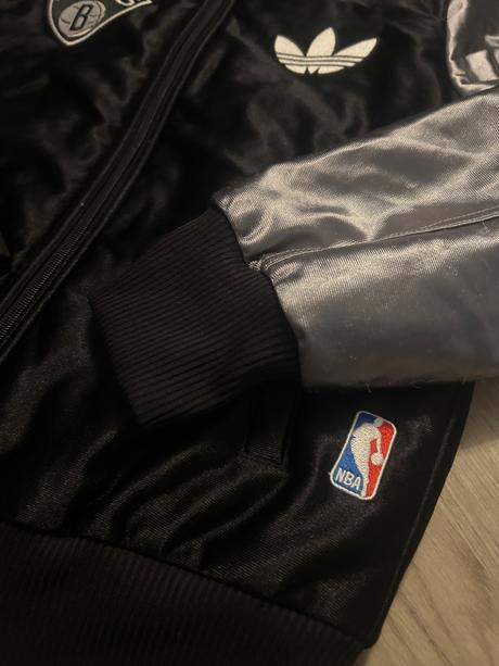 Adidas bombera, adidas,38