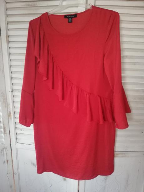 Šaty s volánom, amisu,36