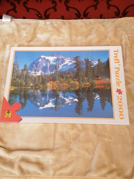 Puzzle trefl 2000 krajina, 