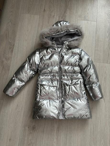 Zimna bunda, reserved,140