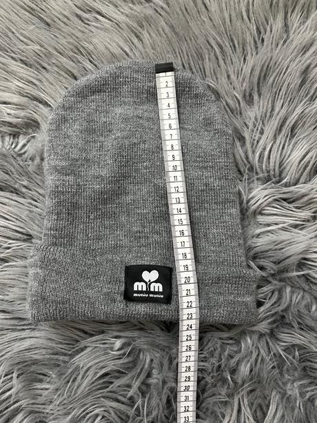 Čiapka uni muniu ako nova, 