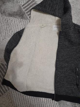 Mam na predaj zateplenu bundu, 158