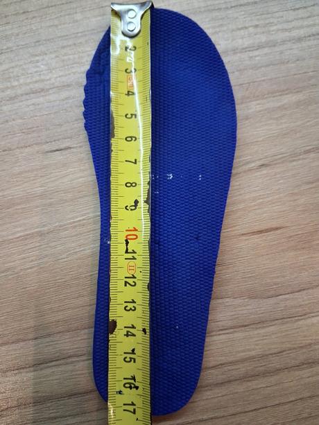 Topanky do vody, vd 17,2cm, 26